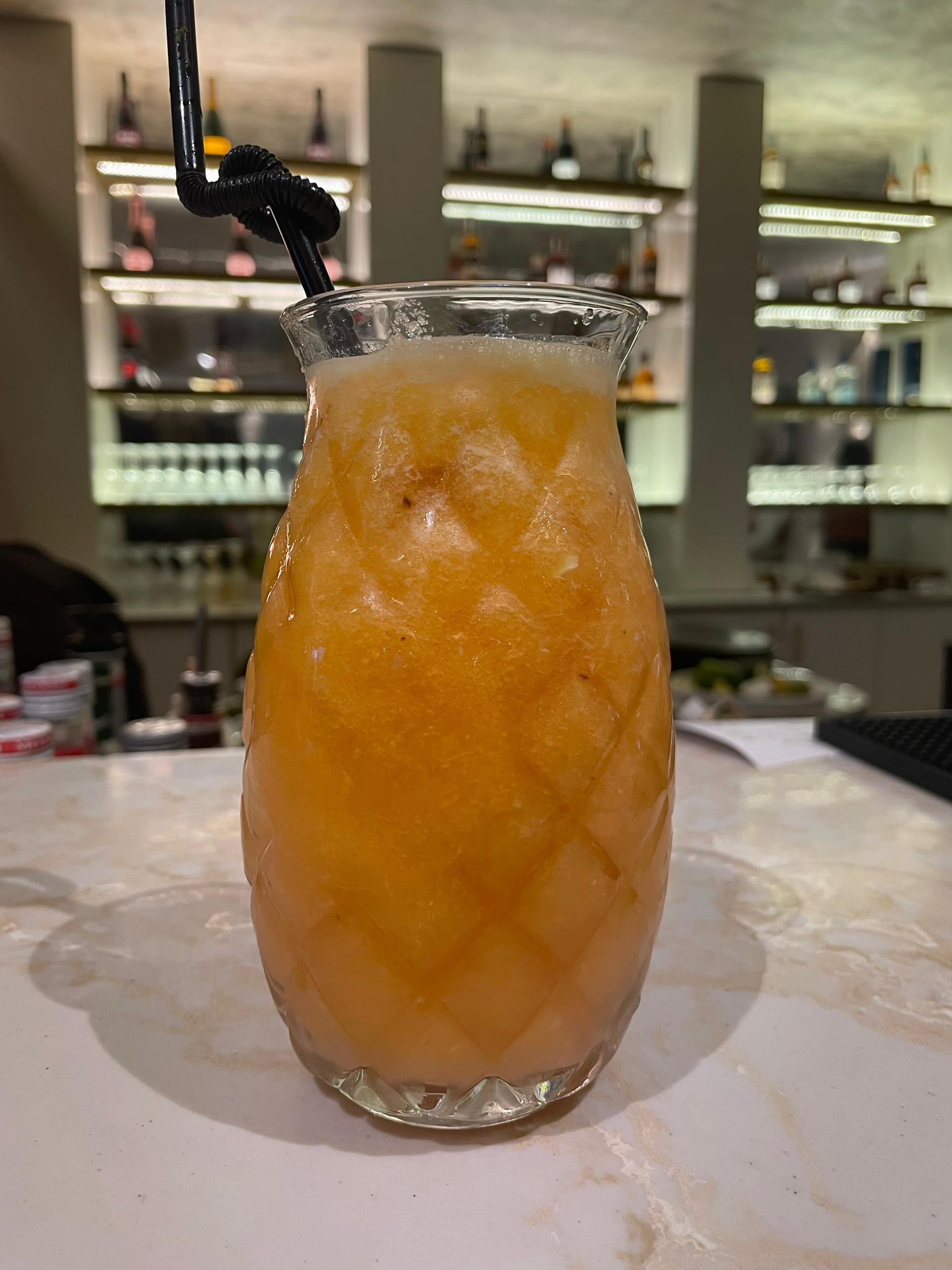 FRESH PINEAPPLE,ORANGE & GINGE